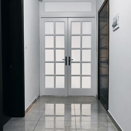 Fairwinds - Double Room With Ensuite - Luqa Airport - Self Check In & Out Available Exterior foto