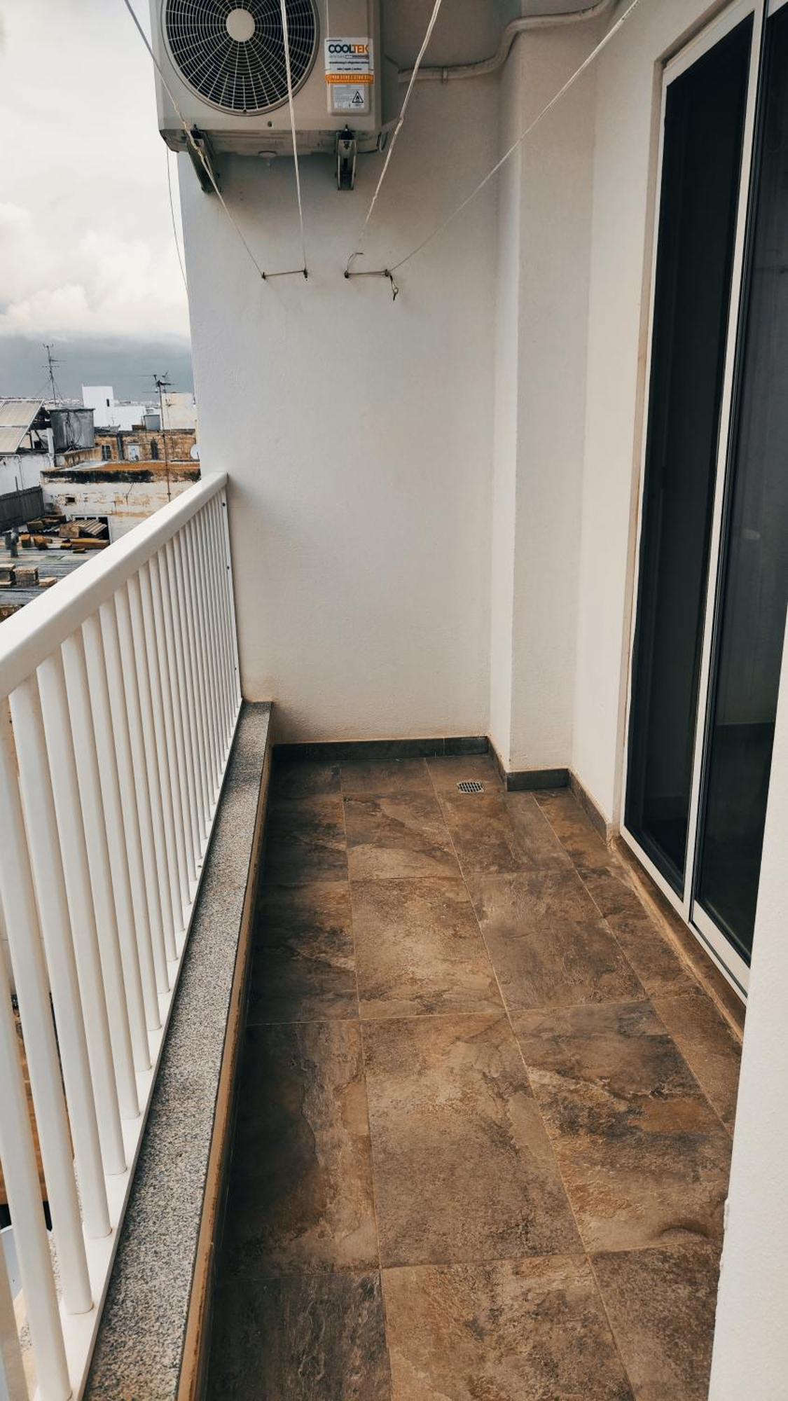 Fairwinds - Double Room With Ensuite - Luqa Airport - Self Check In & Out Available Exterior foto