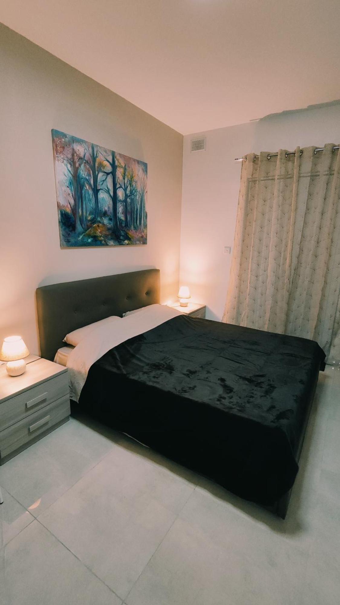 Fairwinds - Double Room With Ensuite - Luqa Airport - Self Check In & Out Available Exterior foto
